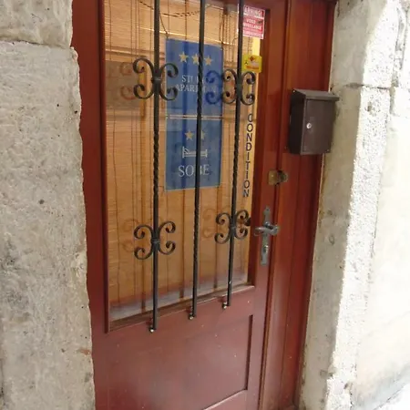 Priska Apartment